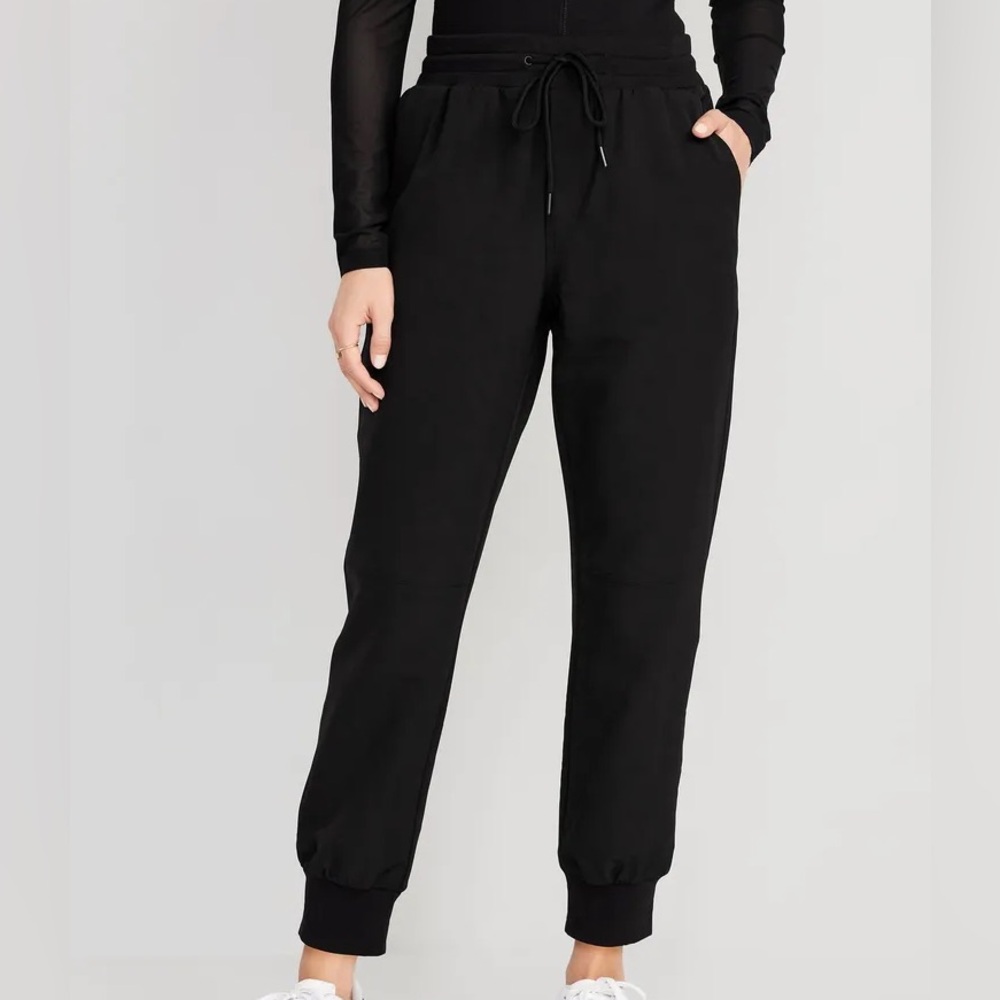 Old Navy High-Waisted All-Seasons StretchTech Jogger Pants, Black, XXL